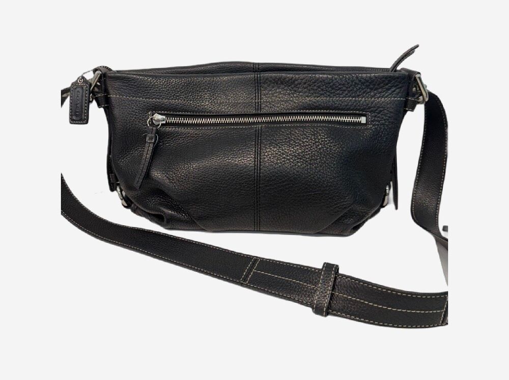 COACH Black Pebbled Leather Shoulder Bag Style F15085 Purse Vintage 2010